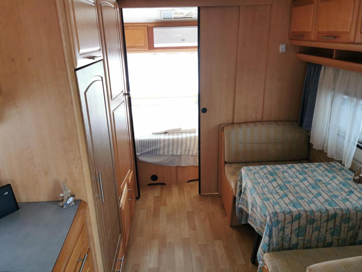 Sea Caravan/Camper On The Beach Kiten  Exterior foto